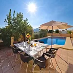 וילה Liriopadel By Interhome